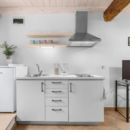 Adorable Apartment San Rocco 2 Pican Exterior photo