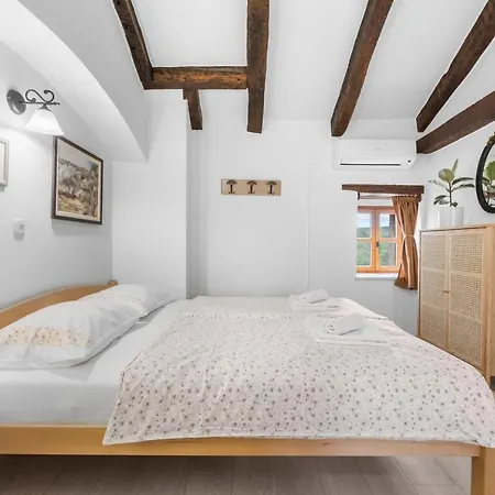 Adorable Apartment San Rocco 2 Pican Exterior photo